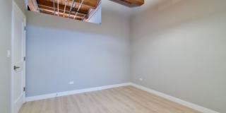 11 East Illinois St. Gallery 6