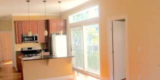 Nice 4 bed in Oak Square Gallery 22