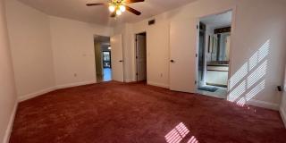 $1,150 * Annual **** 2 Bed / 2 Bath Condo ** Private, Gated Community - Rolls Landing ** Gallery 9