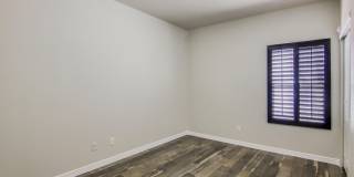 2504 EASTERN SKY Street Gallery 22