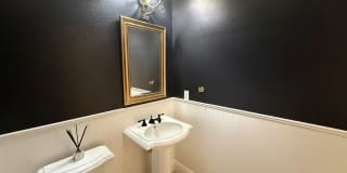 Stunning Seven Oaks Home! Gallery 14
