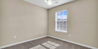 Charming 3-Bed Townhome in Prime Richmond Hill Location! Gallery 30