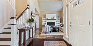 Stunning SE Gresham Home w/ Huge Bonus Room! Gallery 6