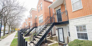 1471 N LARRABEE Street Gallery 2
