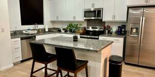 Rialto 3 Bedroom Furnished Home Gallery 3
