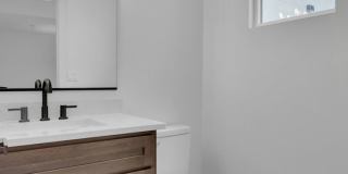 2bed/2.5bath Modern Townhomes! Gallery 112