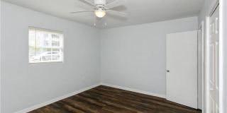 560 Winton Terrace NE Gallery 17