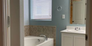 Beautiful 2 Story w/Finished Basement in Dublin North! Gallery 10