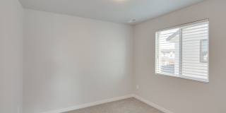 Modern Townhome ready for you today! Gallery 4