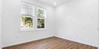 33 STAGG ST Gallery 13