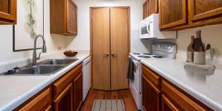 Oakland Pointe Gallery 1