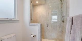 710 E Avenue Gallery 35