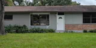 10821 Forest Hills Dr 10821 Forest Hills Dr Gallery 1