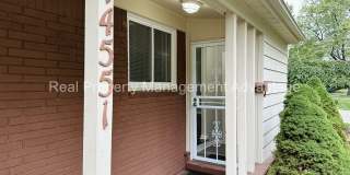 Oak Park Mid-Century Modern Beauty! Gallery 4