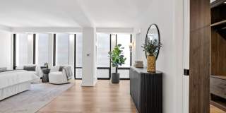 200 E Delaware Place Gallery 14