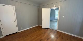 South Fountain Square 2 Bed 1.5 Bath Gallery 10