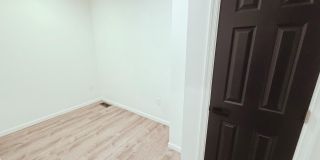 2142 PENROSE AVE Gallery 18
