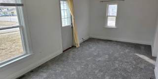 1526 Rapids Street Gallery 10