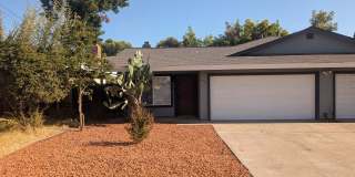 BEAUTIFULLY REMODELED 2BD / 1BTH DUPLEX W/ 2 CAR GARAGE! BEAUTIFULLY REMODELED 2BD / 1BTH DUPLEX W/ 2 CAR GARAGE! Gallery 1