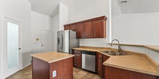 Oversized Lot + Dual Garages! 3 Bed + Den in Mountain Vista Gallery 11