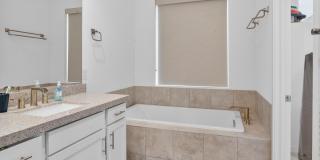 11673 N 136th Street Gallery 35