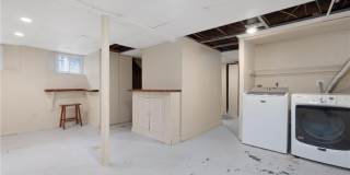 19 County Street Gallery 33