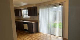 Great single level 2 bed/1 bath duplex in Thurston! Gallery 15