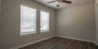 1 bedroom 1 bath home! Gallery 6