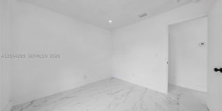 2468 NW 21st St Gallery 20