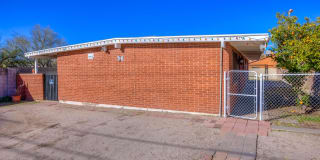 417 East Jacinto Street Gallery 1