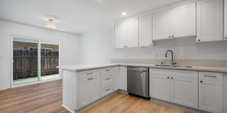 2620 West Aurora Street - 1 Gallery 13