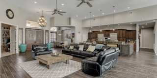 A luxurious 5 Bedroom House with a Casita & a Sparkling pool at Ten Oaks Estates Gallery 7