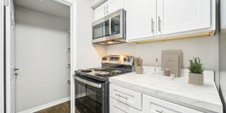 The Warwick Apartment Homes Gallery 2