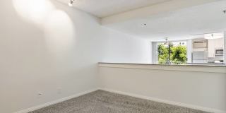 The Ruby Hollywood Gallery 9