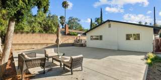 4700 Topanga Canyon Boulevard Gallery 18