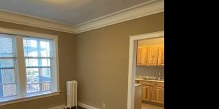 5320 N Winthrop Gallery 3