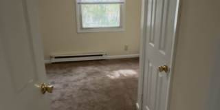 Charming 2BR Duplex in Norfolk Gallery 7