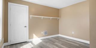 3/4 Bedroom 2 Bath Condo For Rent Gallery 9