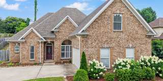 Size and Space in Beautiful Bluff Park Gallery 1