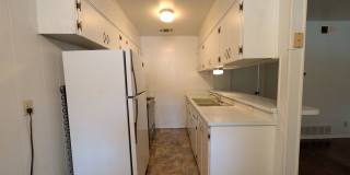 1/1 Triplex / Easy Access to I-35 / Fridge / No Carpet / CISD 1/1 Triplex / Easy Access to I-35 / Fridge / No Carpet / CISD Gallery 26