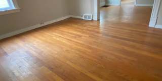 746 East Laurel Street - 1 Gallery 12