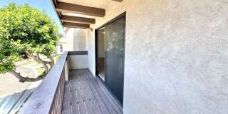COMING SOON: BIG College Area Townhome 4 Bed / 2.5 Bath garage, AC, pool, W/D Gallery 16