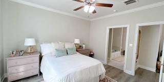 2 Bedroom Townhome Near LSU| Gated Community Gallery 10