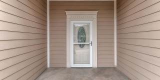 Beautiful & Spacious 4Bd 3.5Bath Home w/An Occupied Mother in Law Suite on Lower Level Gallery 4