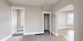 Lorain/W.73 neighborhood, updated 3 bed/1 bath single family house. Gallery 43