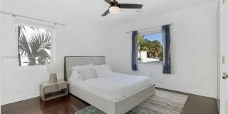 9380 Bay Drive Gallery 36