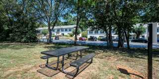 Smoky Crossing Apartment Homes Gallery 4