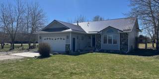 Furnished 4 Bed/2 Bath Seasonal Rental – Absarokee, MT | July–September Gallery 1