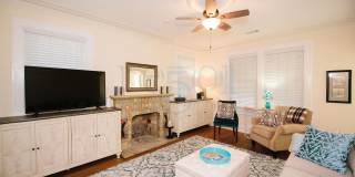 Yellow Bungalow in Hillcrest Gallery 14