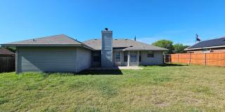 HUGE RENT REDUCTION & AVAILABLE NOW! Gallery 27